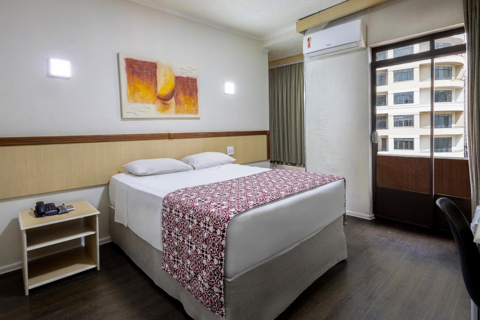 Hotel Euro Suite Sao Paulo By Nacional Inn - A 600 Metros Da Rua 25 De Marco Bagian luar foto